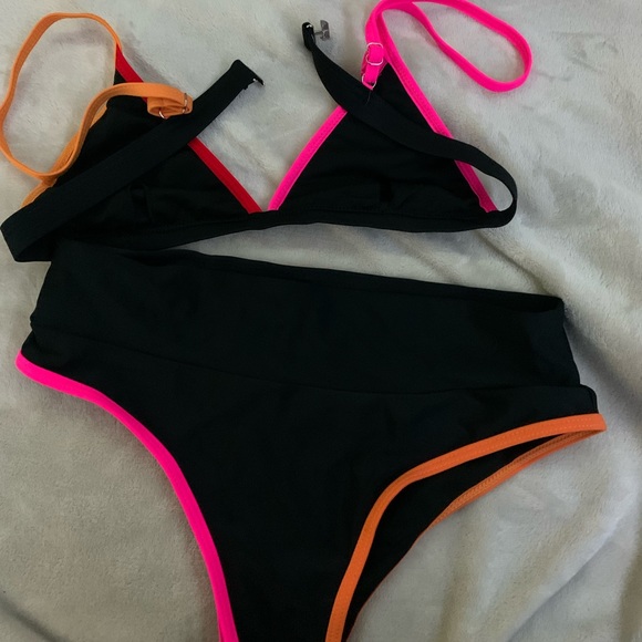NEON bathing suit - Picture 3 of 3